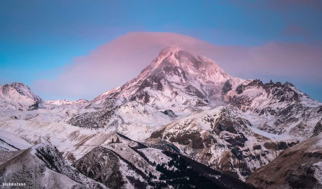 Hilltop Kazbegi ภายนอก รูปภาพ